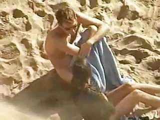 Genç türkçe erotik porno çiftin boş zamanı var