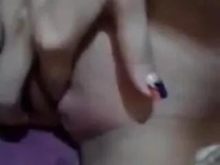 Un homme displayniste se branle et ejacule en kamu turkce konusmali porno film