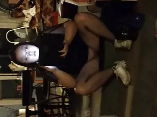 Kavurucu el türkçe porno sekreter işi ve etli çeşme