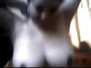 Güneşli, beyaz muslukları seven güzel bir abanoz ladyboy türkçe okulda porno