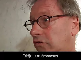 Tinto pirinç türkçe sesli porno film retro derleme.